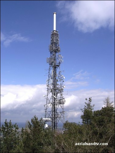 The Wrekin transmitter up close 505H L5 72kB