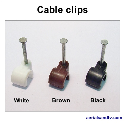 Cable clips black brown and white 420Sq L5