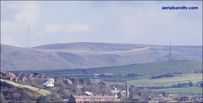 Saddleworth (right) and Holme Moss (left) transmitters 700W L5