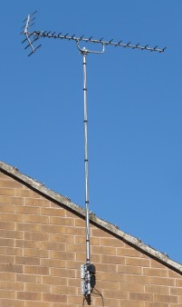 Yagi18B on Emley 201x337 L10 13kB Yagi18B on Emley 201x337 L10 13kB